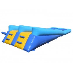 Acquascivolo A Doppia Corsia Inclinato Acquascivolo A Doppia Corsia Inclinato