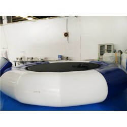 Trampolino Per Acqua Trampolino Per Acqua